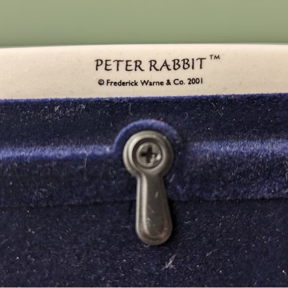 Peter Rabbit Ceramic Picture Frame - White and Purple - Picture 10 of 10